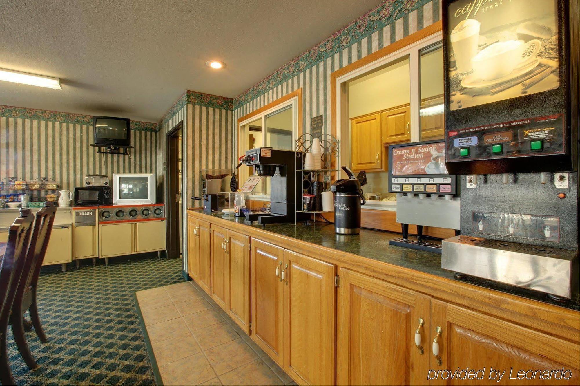 Brady Hotel New Florence Restoran gambar